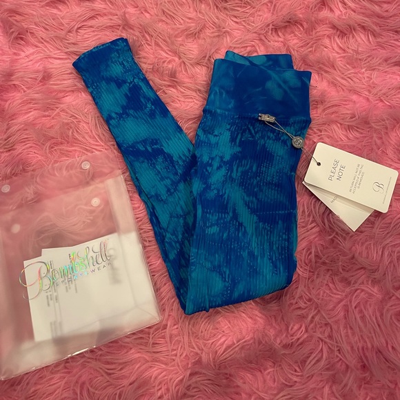 Bombshell Sportswear Pants - Bombshell leggings